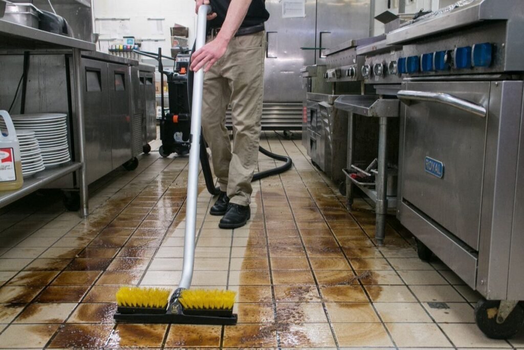 Kitchen Deep Cleaning Service 1